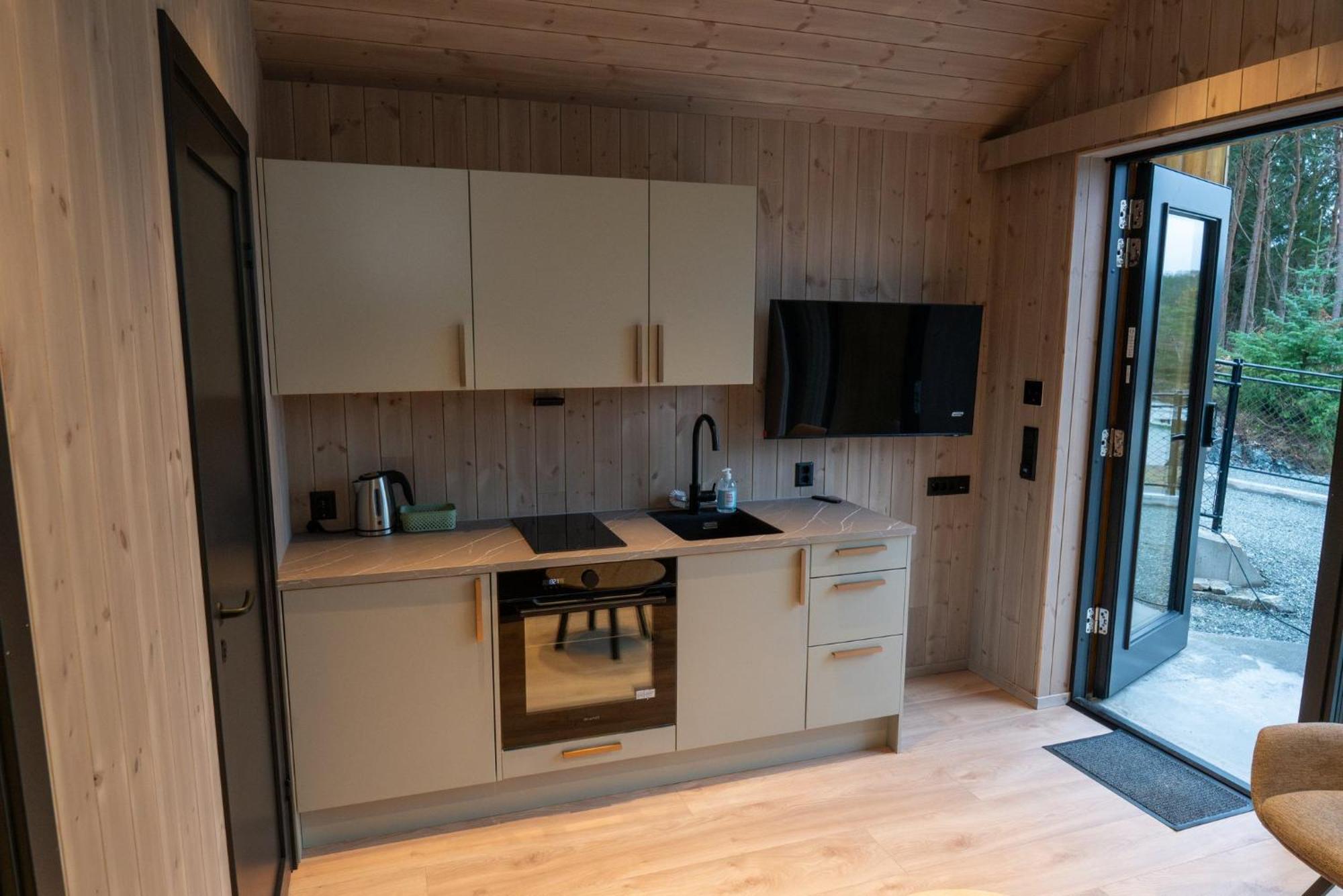 Kulleseidkanalen Gjestehamn Bomlo Extérieur photo